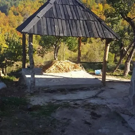 Fero Bishnice Pensjonat *
